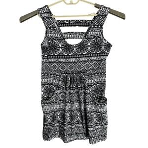 Pontocruz Dress Size M Black White Boho Chic Sleeveless Cutout Back Pockets Y2K